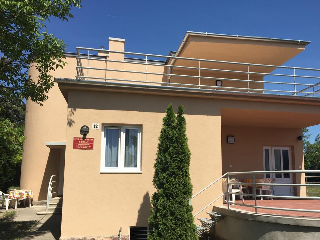 Suele Apartments & Rooms Balatonfured Ruang foto