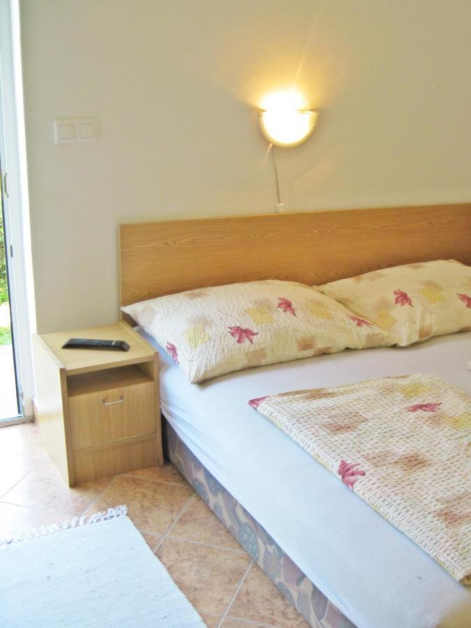 Suele Apartments & Rooms Balatonfured Bagian luar foto