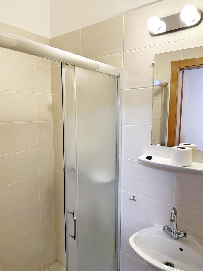 Suele Apartments & Rooms Balatonfured Bagian luar foto